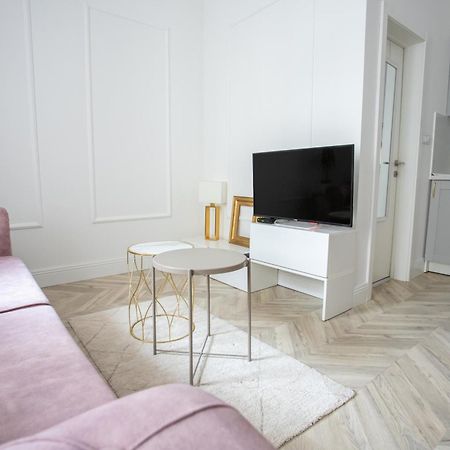 Etoile City Center Apartments Belgrade Exterior photo